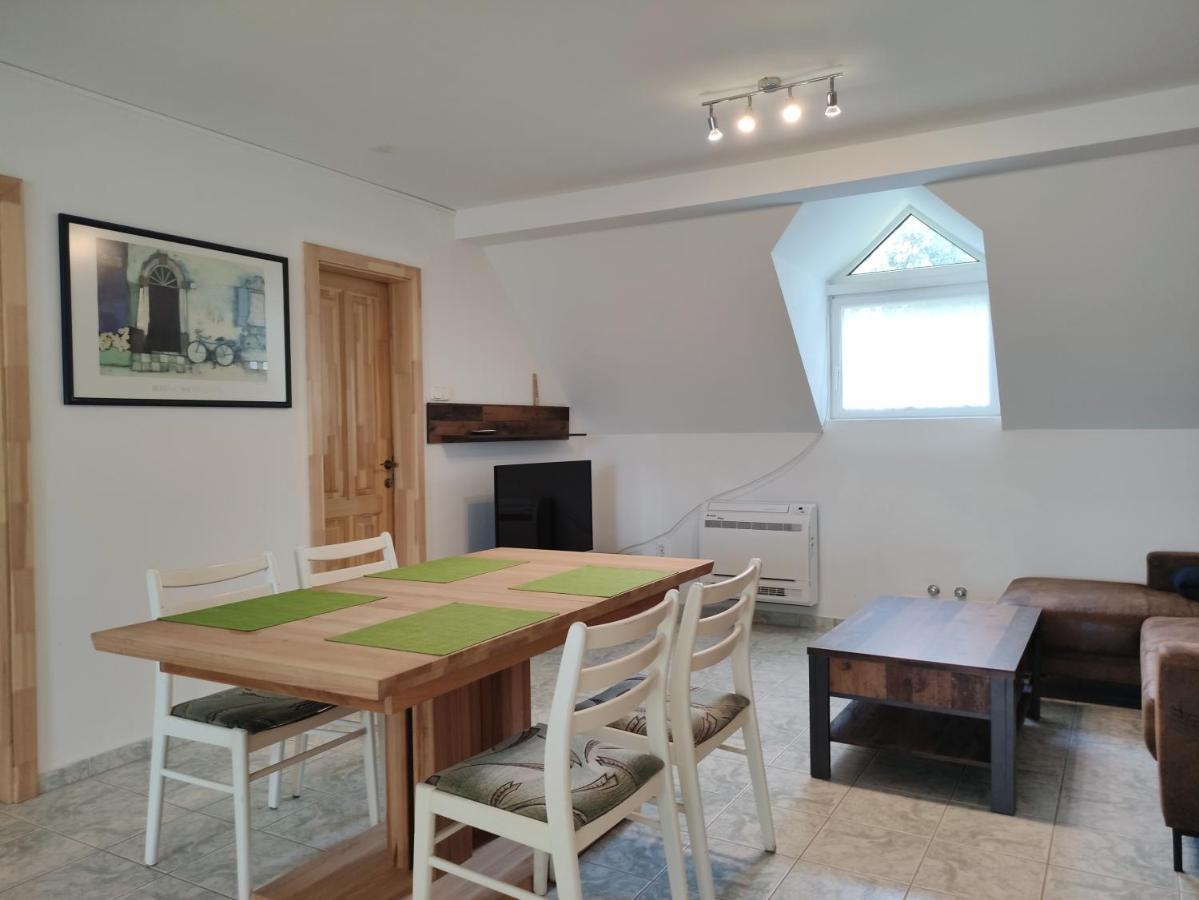 Szandra Apartmanház Gyenesdiás Kültér fotó